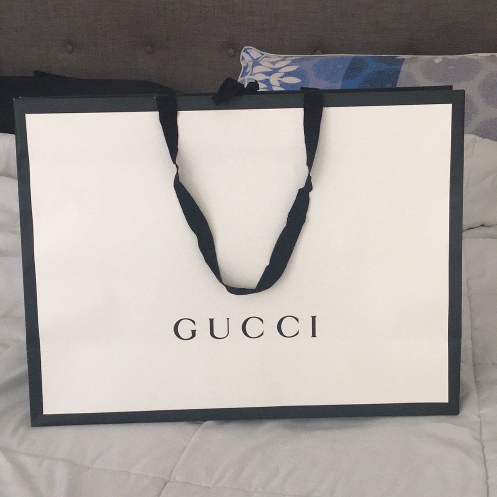 Gucci Large Gift Shopping bag